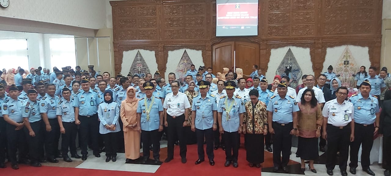 Ka.Kanwil D.I Yogyakarta Saksikan Prosesi Hidmat Sertijab Ka.Kanwil Jateng