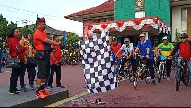 Meriah, Sepeda Santai HDKD 2019 Diikuti Ratusan Peserta