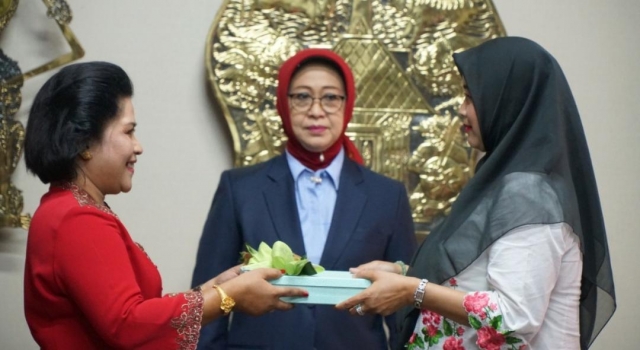 Dharma Wanita Persatuan Kanwil Kemenkumham D.I. Yogyakarta Gelar Sertijab Ketua