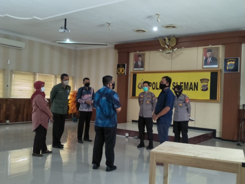 Divisi Keimigrasian DIY Bersama Kanim Yogyakarta Sosialisasikan Program Eazy Passport ke Polres Sleman