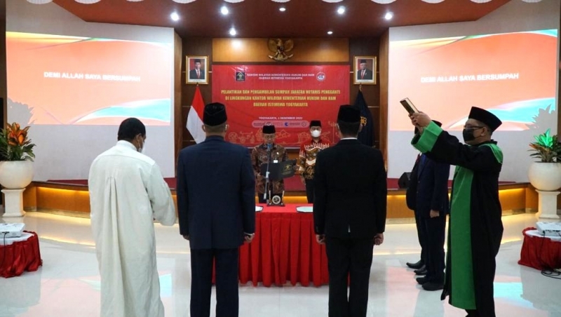 Kakanwil Kemenkumham DIY Lantik 2 Notaris Pengganti Bantul dan Yogyakarta