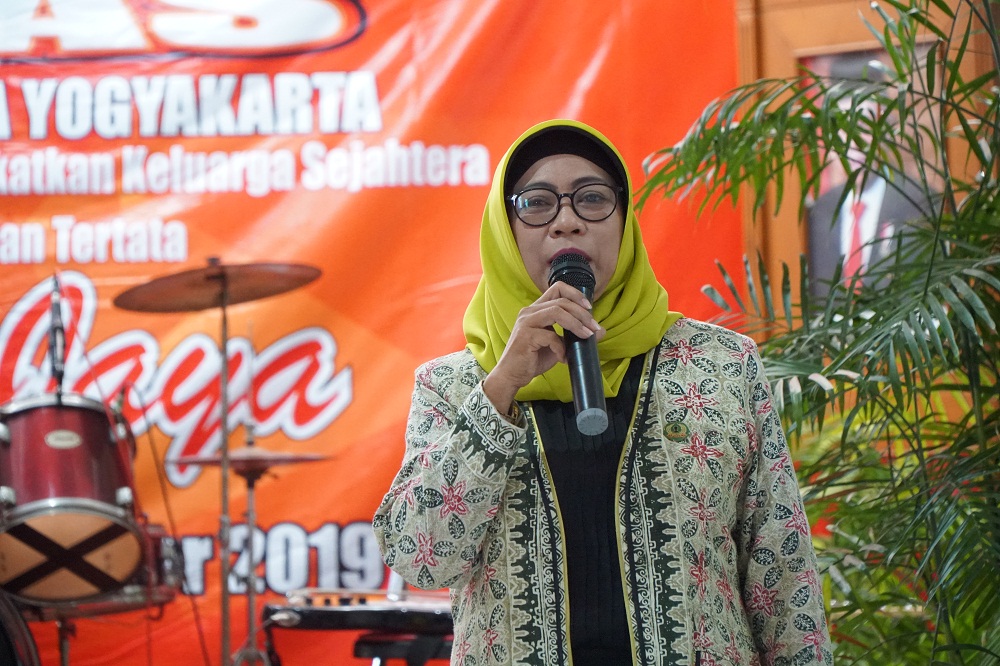Ny. Tedja Sukmana Serahkan Jabatan Kepada Ny. Satriyo Waluyo Sebagai Ketua PIPAS Kanwil Kemenkumham D.I. Yogyakarta.