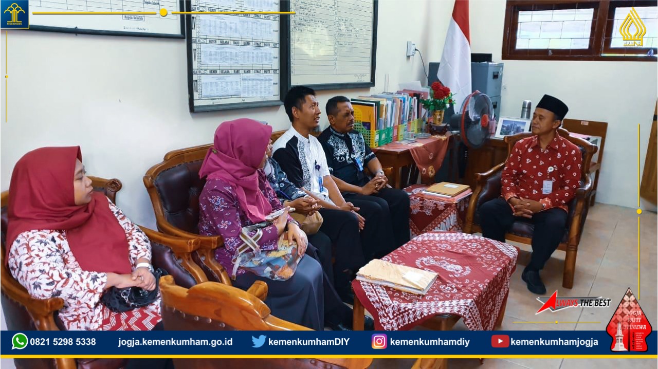 Perkuat Pengawasan Orang Asing, Kanwil Kemenkumham Daerah Istimewa Yogyakarta Pantau Kegiatan Volunter di SD Timbulharjo